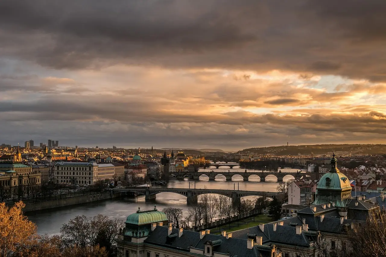 Hvordan er vejret i Prag i august?