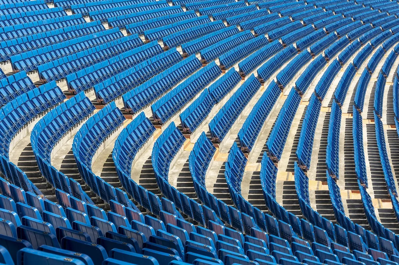Hvad koster øl og pølse på tjekkiske stadioner?