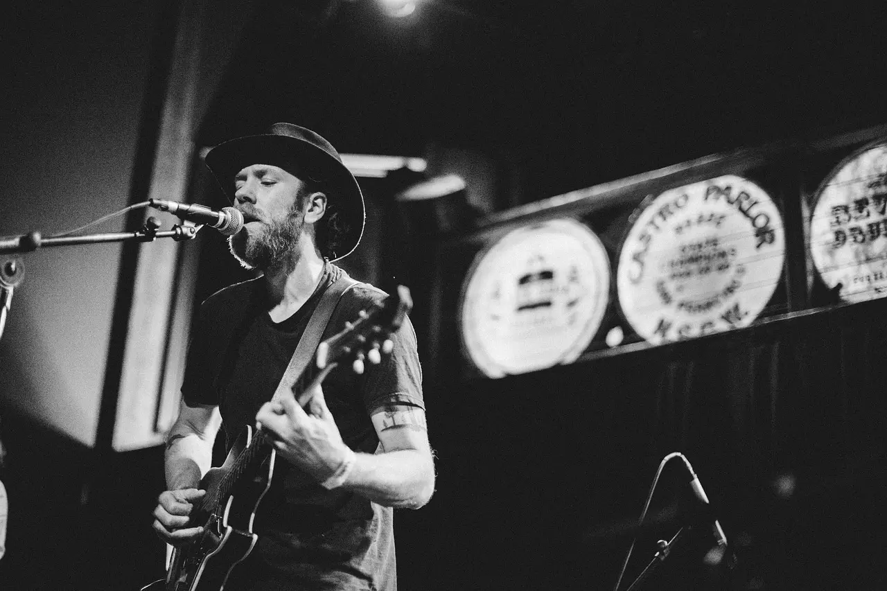 Medvirkende i Olsen-banden Ser Rødt